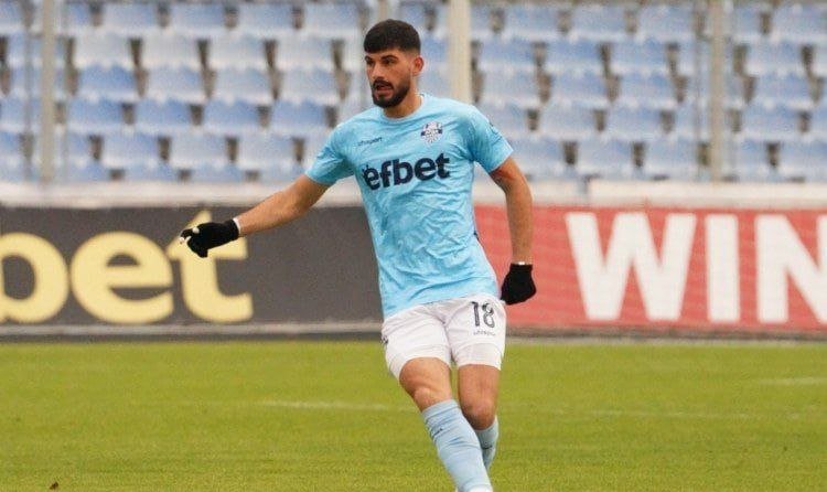 Azərbaycanlı futboçunun komandası mövsümə uğursuz başladı