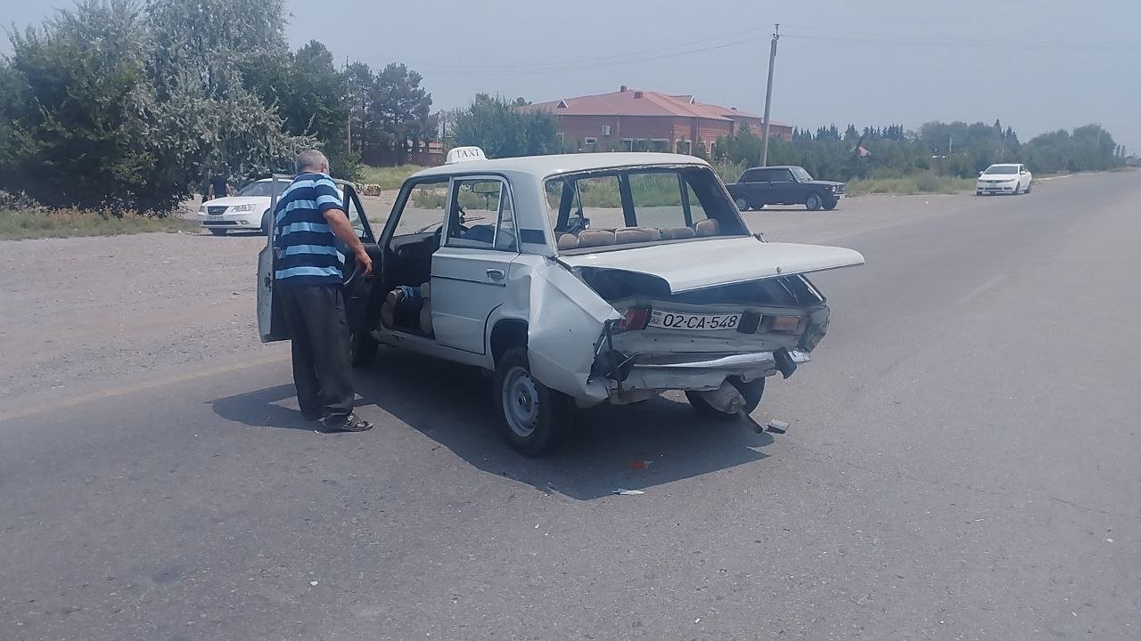 Kürdəmirdə ağır QƏZA: Xəsarət alan var – FOTO  - foto 2