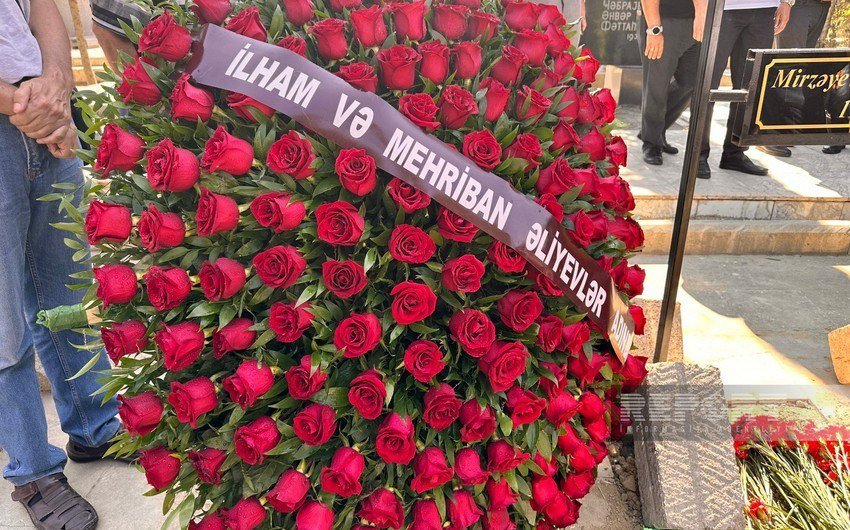 İlham Əliyev və Mehriban Əliyeva Səfa Mirzəyevin dəfninə əklil göndərdi