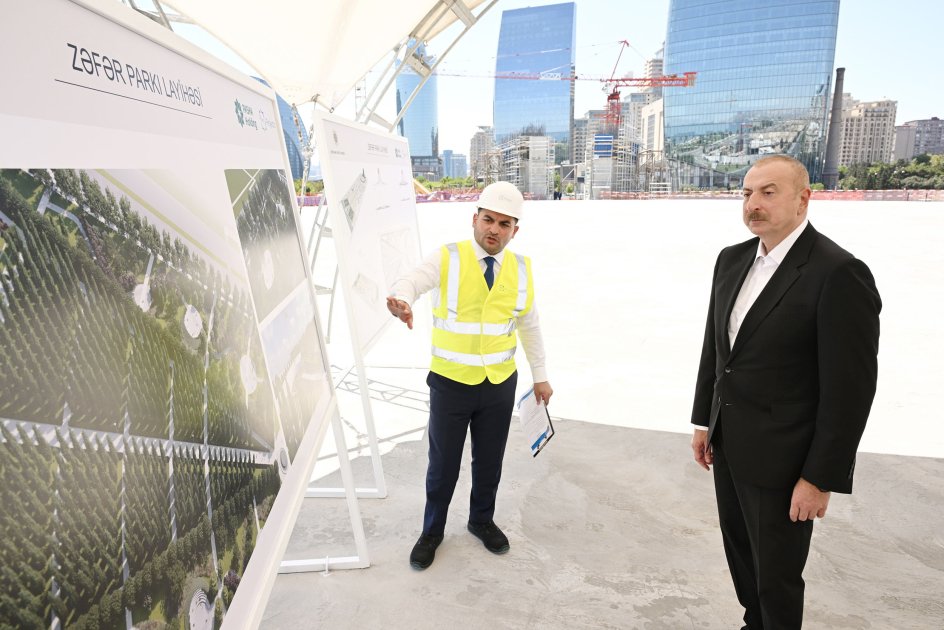 Prezident Zəfər parkında – FOTO/VİDEO - foto 2