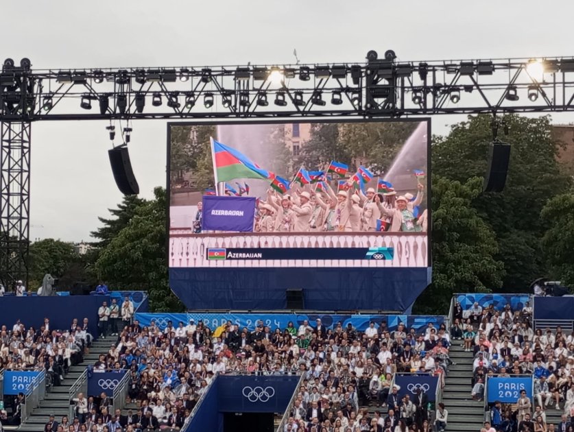 “Paris-2024”: Azərbaycan idmançılarının Sena çayında paradı olub - FOTO/VİDEO - foto 1