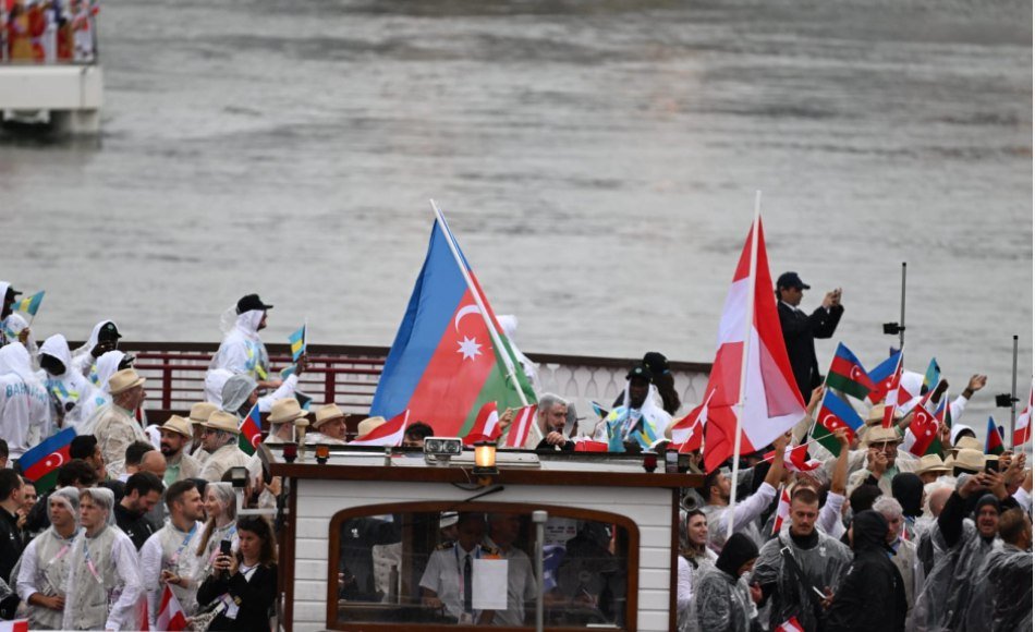“Paris-2024”: Azərbaycan idmançılarının Sena çayında paradı olub - FOTO/VİDEO - foto 4