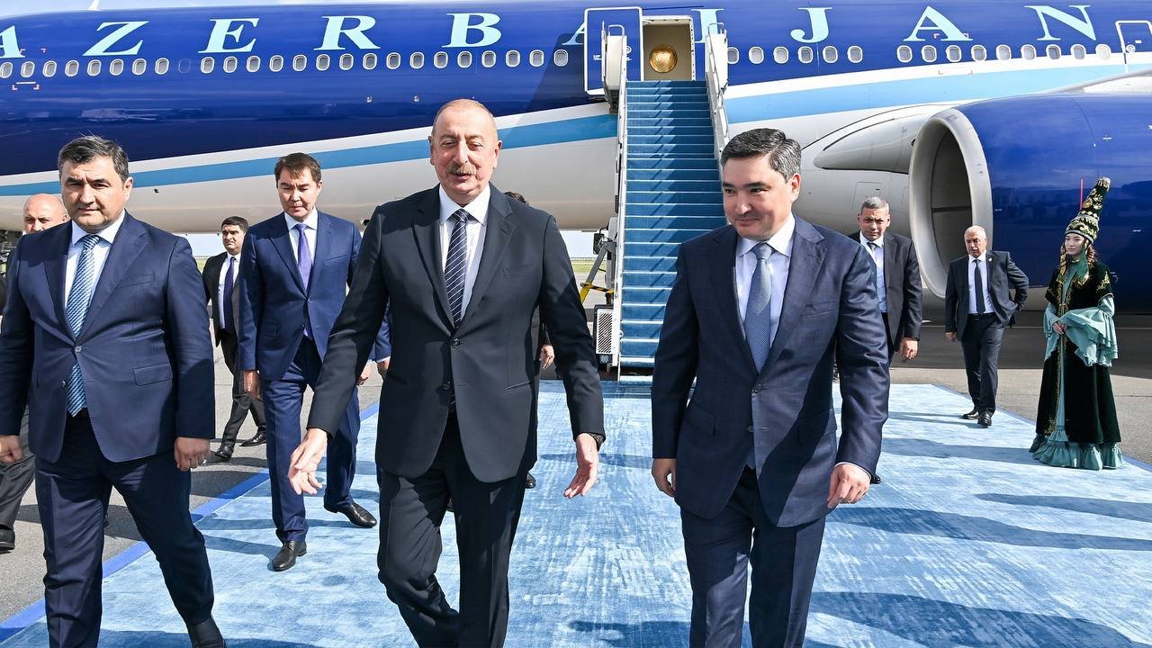 İlham Əliyev Qazaxıstana səfər etdi &ndash; FOTO/VİDEO