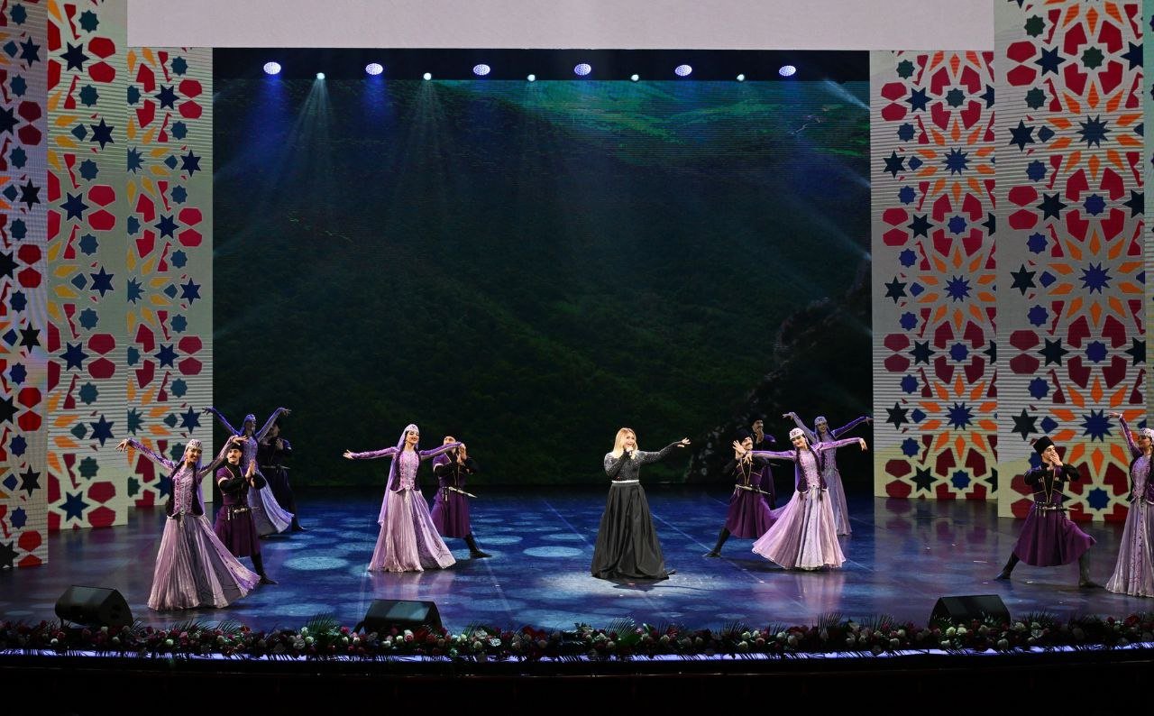 İlham Əliyev Astanada qala konsertdə iştirak edib - FOTO/VİDEO - foto 5