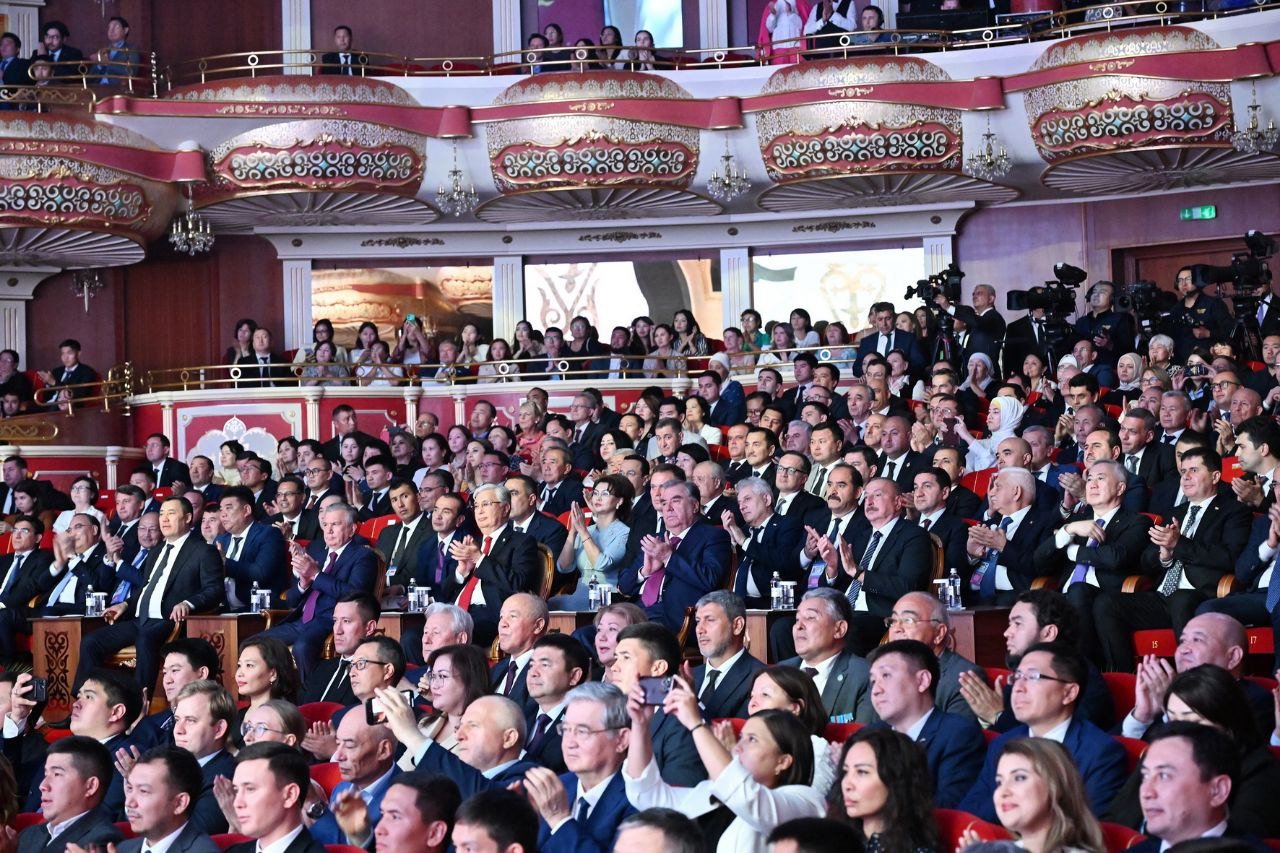 İlham Əliyev Astanada qala konsertdə iştirak edib - FOTO/VİDEO - foto 2