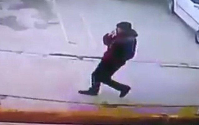 Bakıda qadınlara sataşan manyak HƏBS OLUNDU – “Böyrəyimdə problem olduğuna görə etmişəm” Bakıda qadınlara sataşan manyak HƏBS OLUNDU – “Böyrəyimdə problem olduğuna görə etmişəm”