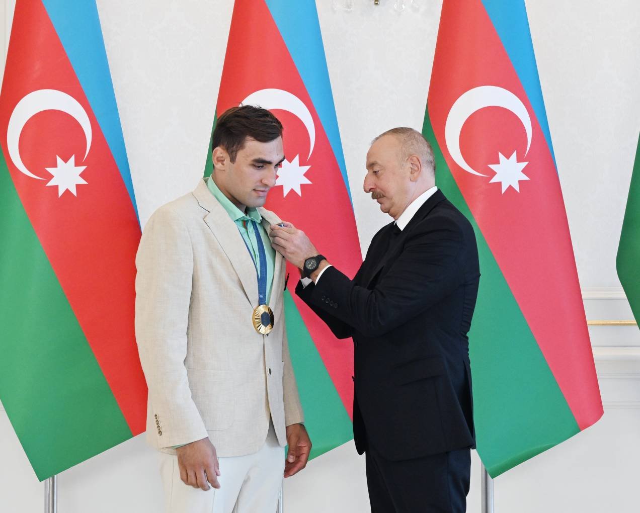 İlham Əliyevin idmançılarla görüşündən FOTOLAR - foto 4