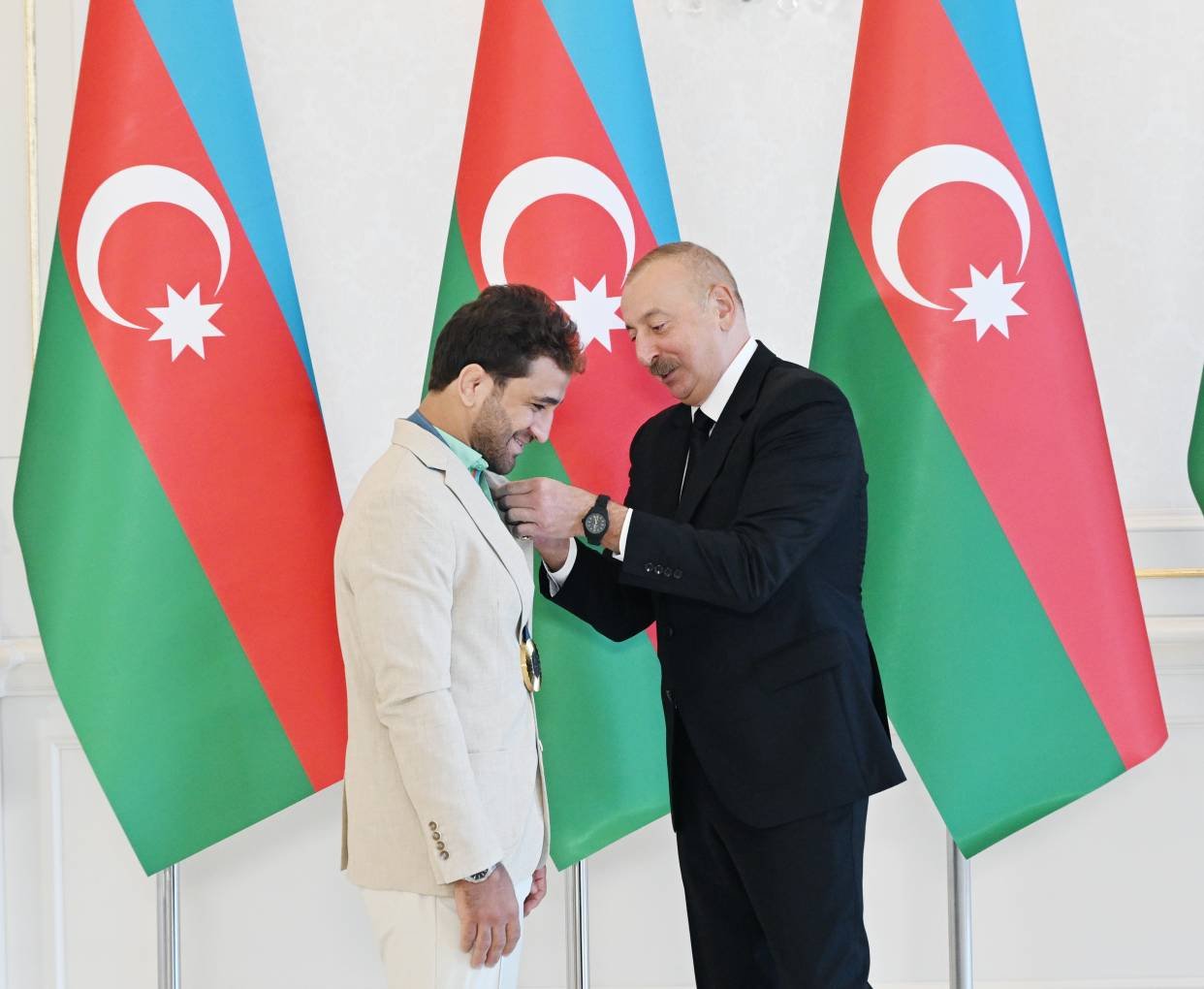 İlham Əliyevin idmançılarla görüşündən FOTOLAR - foto 2