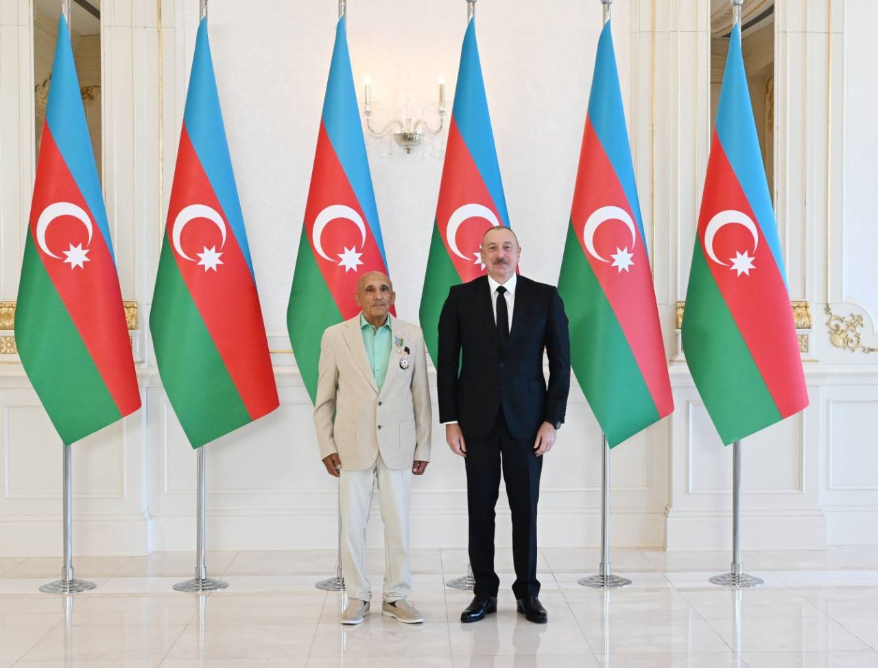 İlham Əliyevin idmançılarla görüşündən FOTOLAR - foto 5
