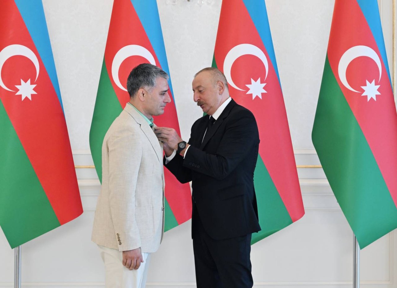 İlham Əliyevin idmançılarla görüşündən FOTOLAR - foto 10