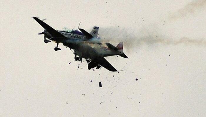 Rusiyada bombardmançı təyyarə qəzaya uğradı - VİDEO Rusiyada bombardmançı təyyarə qəzaya uğradı - VİDEO