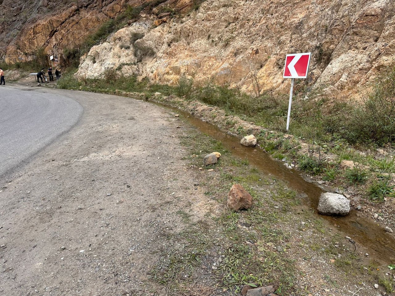 Şuşa-Laçın yolundakı bulağın ətrafında yaranmış zibilliyin AQİBƏTİ - FOTO/VİDEO - foto 2