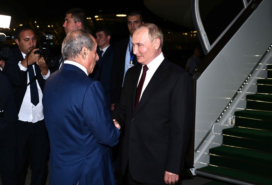 Vladimir Putin Azərbaycana dövlət səfərinə gəldi - FOTO/VİDEO