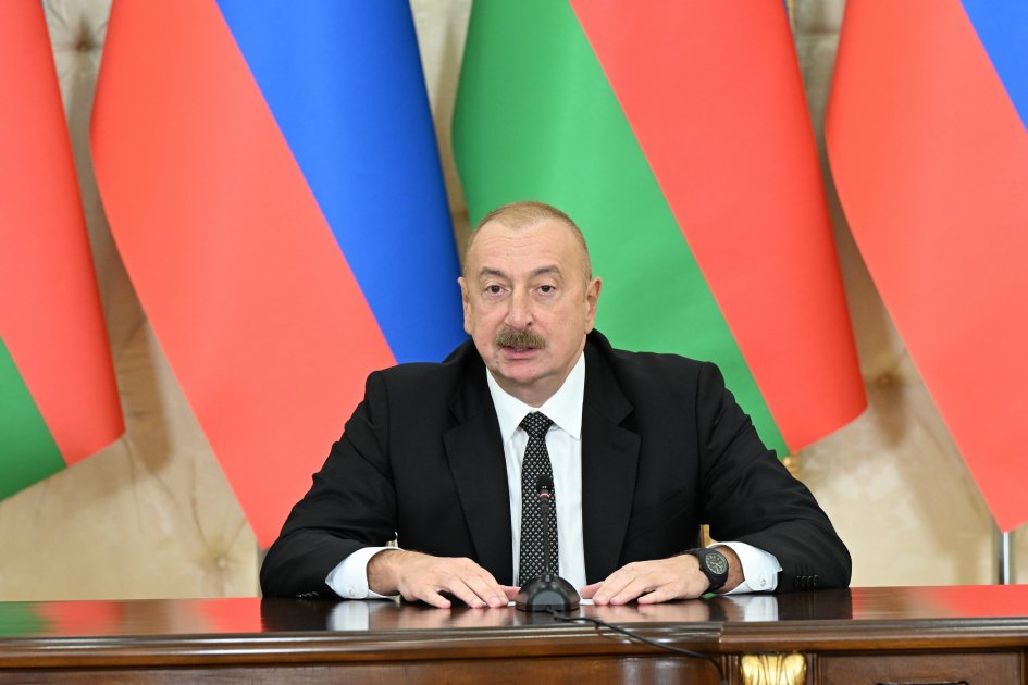 &ldquo;Danışıqlar apardığımız otaqdan Vladimir Putinə 2 il əvvəl suyun altında olan qayaları göstərdim&rdquo; - Prezident