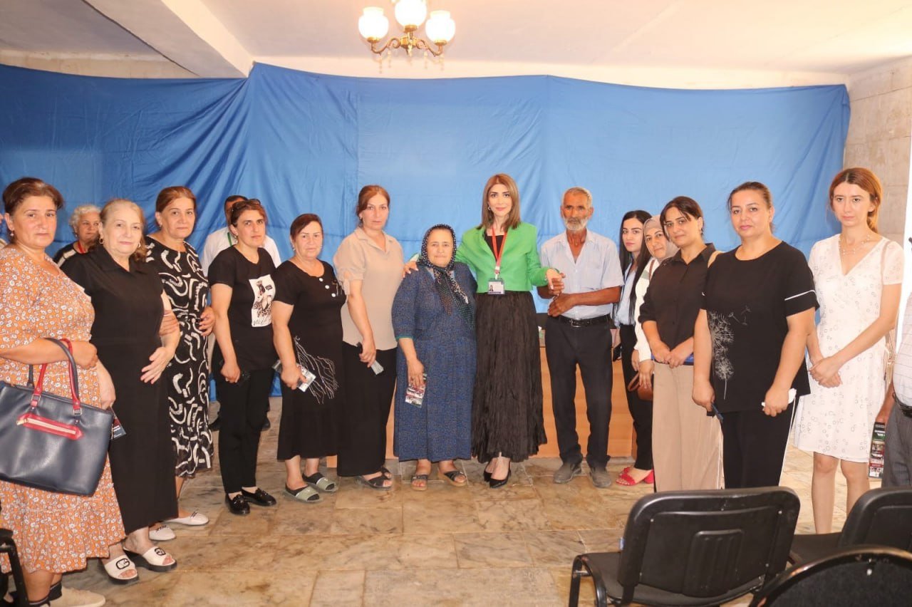 Deputatlığa namizəd Günay Ağamalı Salyanın Kür Qaraqaşlı kəndində seçicilərlə görüşdü – FOTO/VİDEO - foto 5