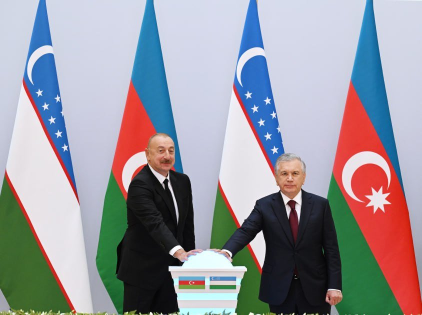 Azərbaycanla Özbəkistan arasında 520 milyon dollarlıq 7 layihə HƏYATA KEÇİRİLƏCƏK - SİYAHI