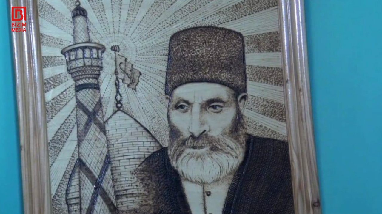 Taxta parçalarını incəsənət nümunəsinə çevirən göyçaylı rəssamın emalatxanasından REPORTAJ – FOTO - foto 10