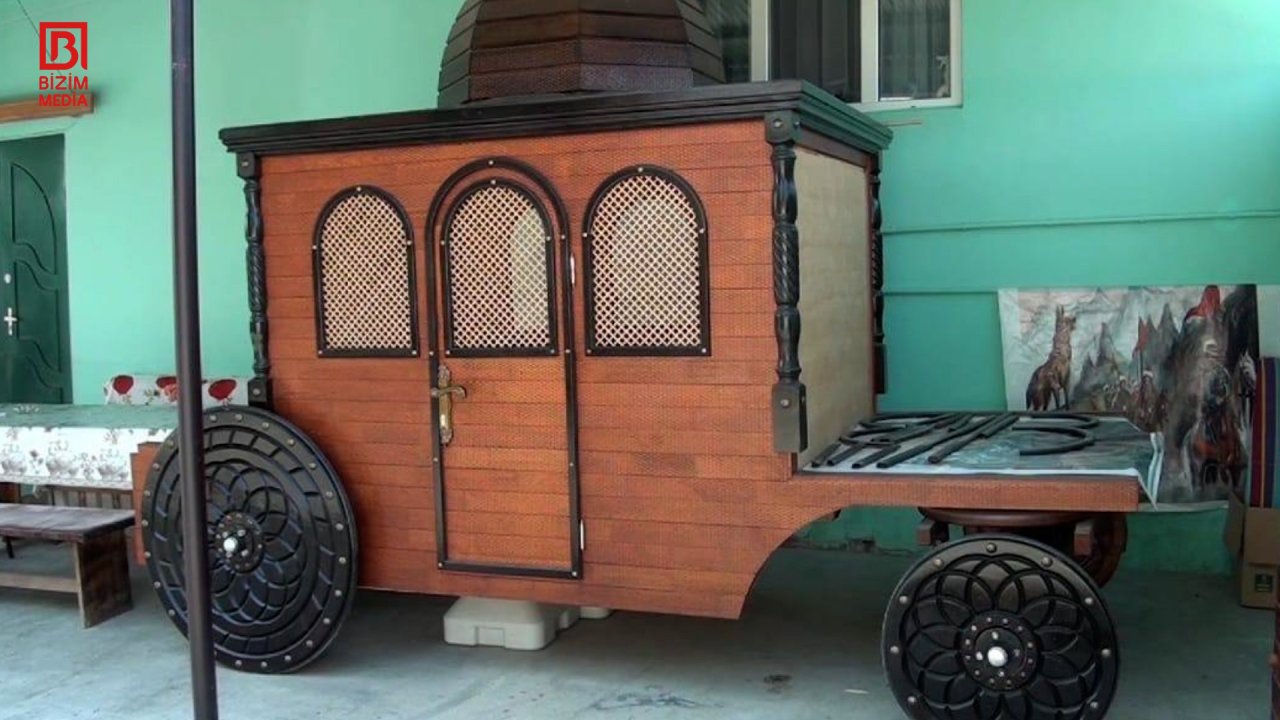 Taxta parçalarını incəsənət nümunəsinə çevirən göyçaylı rəssamın emalatxanasından REPORTAJ – FOTO - foto 1
