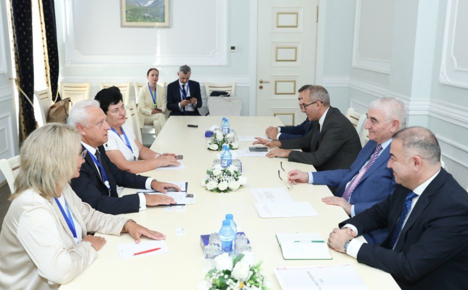 Belarus-Rusiya İttifaqının Parlament Məclisinin müşahidə missiyası MSK-da olub - FOTO