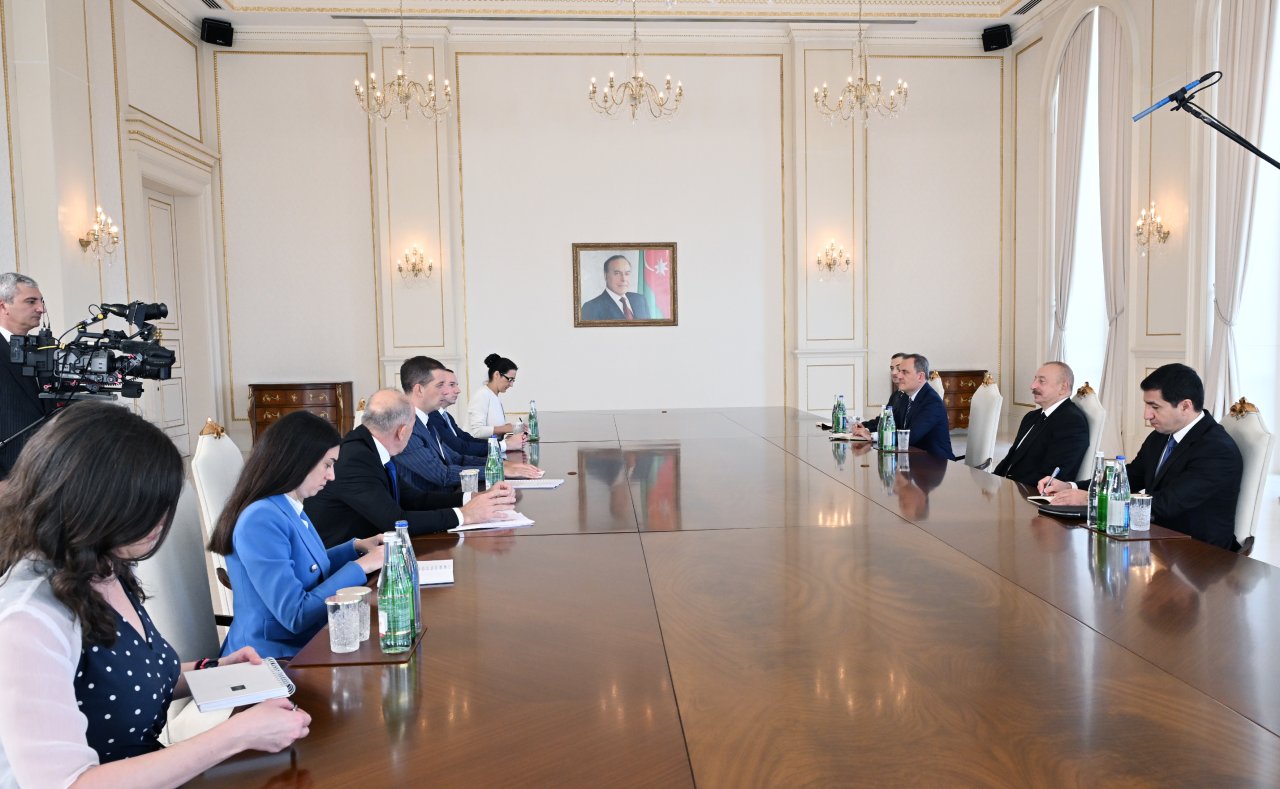Prezident Serbiyanın xarici işlər nazirini qəbul etdi &ndash; FOTO 