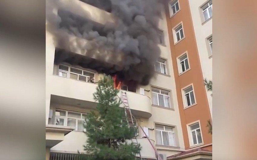 Gəncədə yaşayış binasında YANĞIN &ndash; VİDEO/YENİLƏNİB