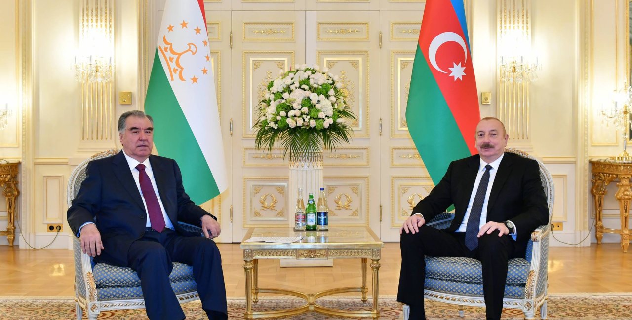 Prezident: “Azərbaycanla Tacikistan arasında münasibətlərə böyük əhəmiyyət veririk” Prezident: “Azərbaycanla Tacikistan arasında münasibətlərə böyük əhəmiyyət veririk”
