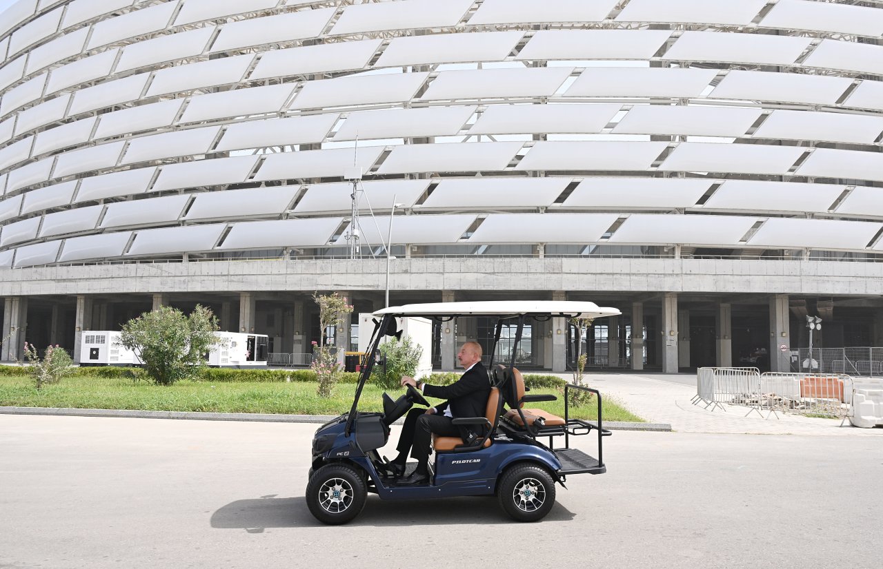 İlham Əliyev Bakı Olimpiya Stadionunda - FOTO/VİDEO - foto 10