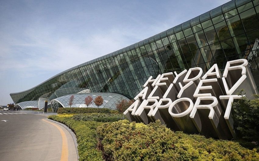 Bakı aeroportunda yenilənmiş uçuş-enmə zolağı istifadəyə verildi &ndash; FOTO