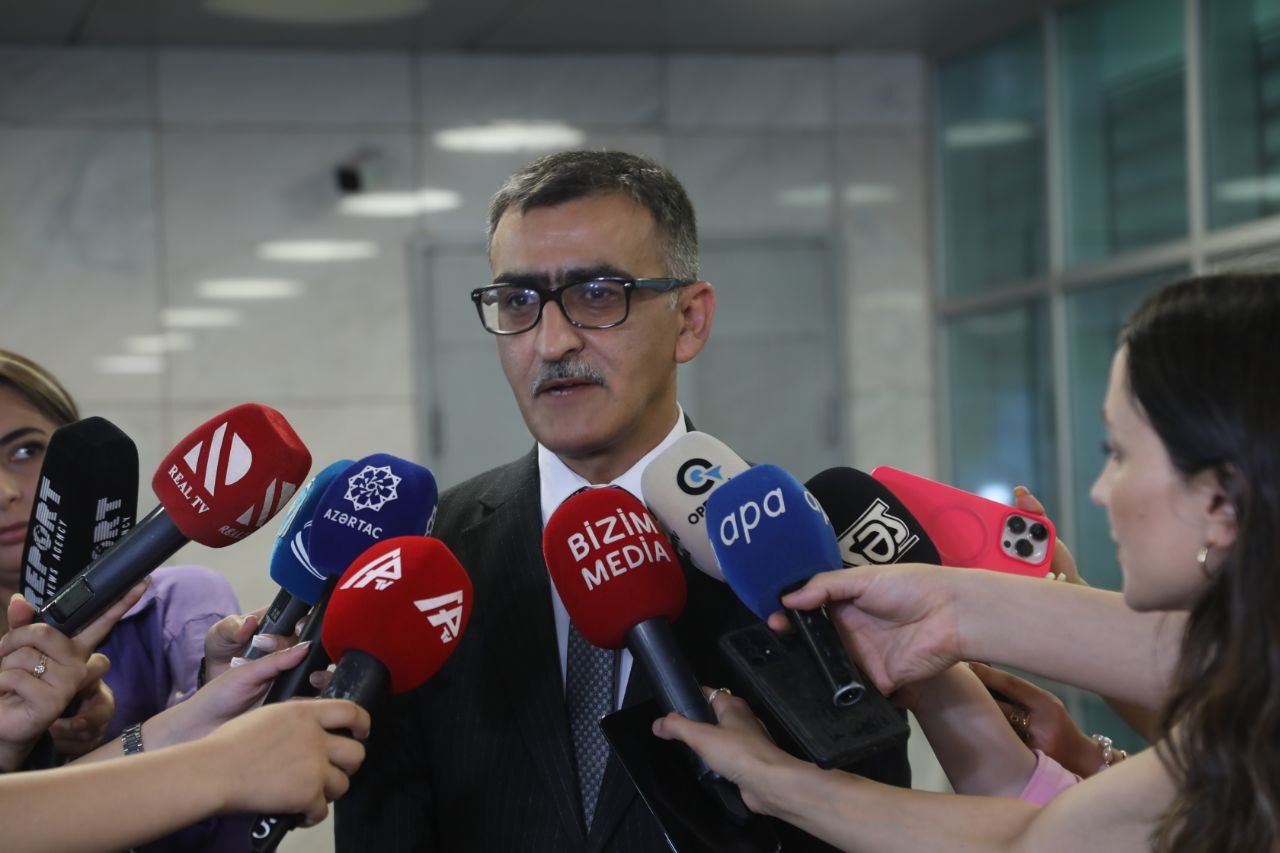 Bakı metrosunda 6 yeni havalandırma sistemi QURULUB – RƏSMİ Bakı metrosunda 6 yeni havalandırma sistemi QURULUB – RƏSMİ