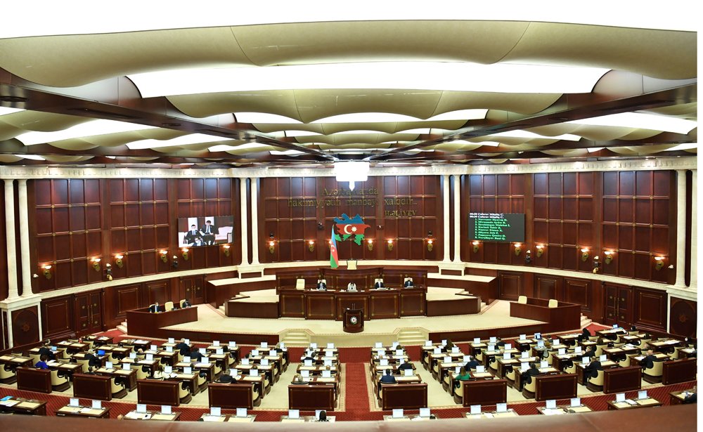Parlament seçkilərinə yekun vuruldu - DEPUTATLARIN SİYAHISI
