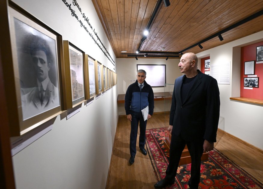 Prezident Üzeyir Hacıbəylinin ev-muzeyinin bərpadan sonra AÇILIŞINDA - FOTO - foto 4