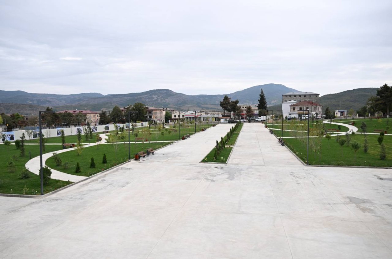 İlham Əliyev Qarabağ Universitetinin AÇILIŞINI ETDİ - FOTO/VİDEO - foto 35
