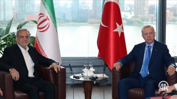 Ərdoğan və Pezeşkianın Nyu Yorkda görüşü olub Ərdoğan və Pezeşkianın Nyu Yorkda görüşü olub