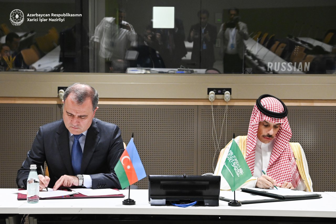 Azərbaycan və Səudiyyə Ərəbistanı BU ŞƏXSLƏRİN vizadan azad edilməsi haqqında memorandum İMZALADI Azərbaycan və Səudiyyə Ərəbistanı BU ŞƏXSLƏRİN vizadan azad edilməsi haqqında memorandum İMZALADI
