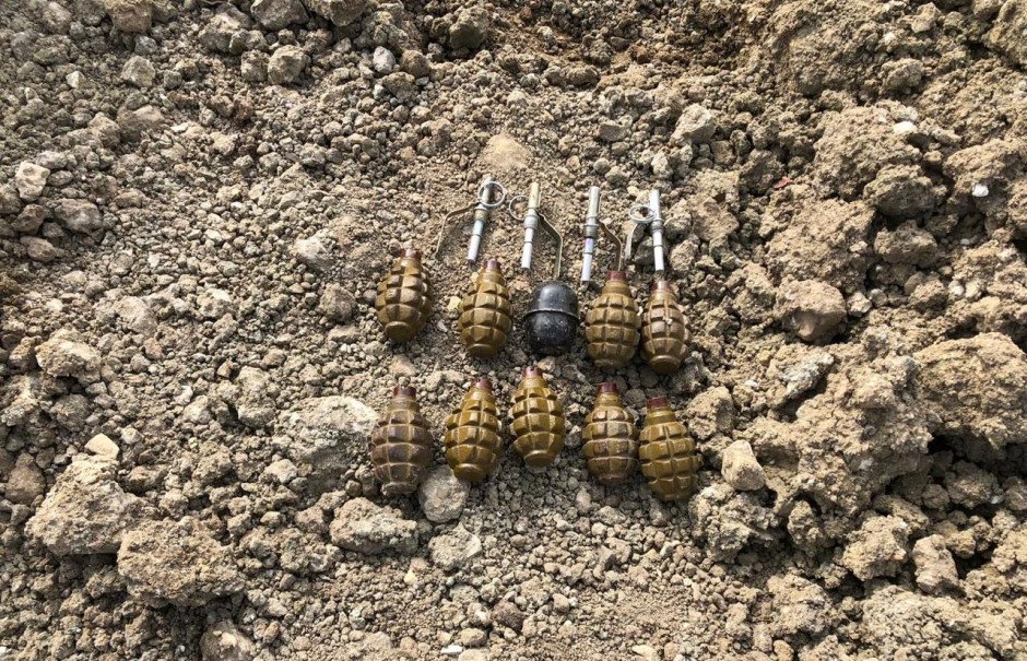 Masazırda hərbi sursatlar aşkarlandı – FOTO/VİDEO - foto 2