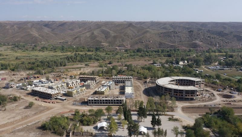 Zəngilanda inşa edilən iki yeni yaşayış kompleksində 500-dən çox ailə məskunlaşacaq Zəngilanda inşa edilən iki yeni yaşayış kompleksində 500-dən çox ailə məskunlaşacaq