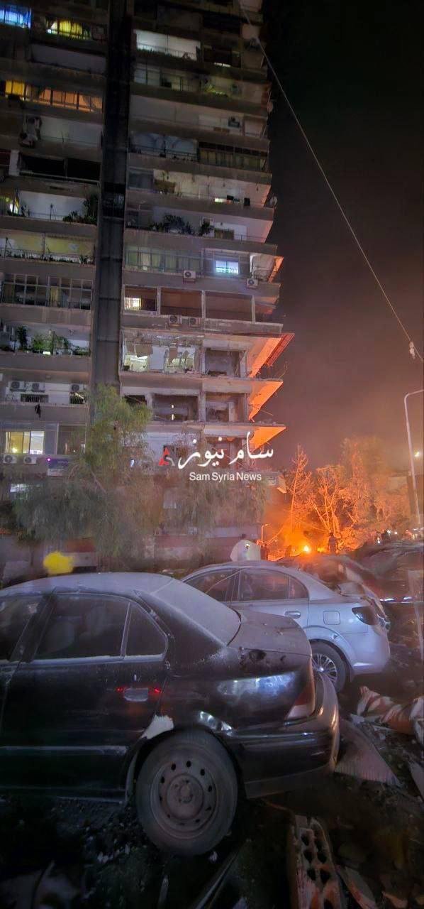 İsrail İranın Suriyadakı səfirliyi yaxınlığına hava hücumları edib -FOTO/VİDEO - foto 2