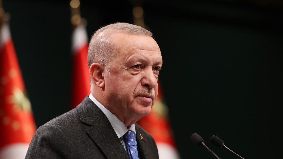 Ərdoğan: “İsraili dövlət adlandırmaq yanlışdır” Ərdoğan: “İsraili dövlət adlandırmaq yanlışdır”