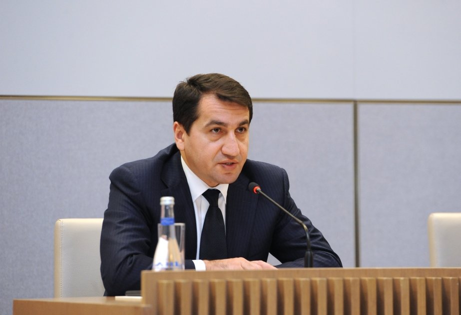 Hikmət Hacıyev: &ldquo;Azərbaycan bütün dünyanı &ldquo;COP atəşkəsinə&rdquo; dəvət edir&rdquo;