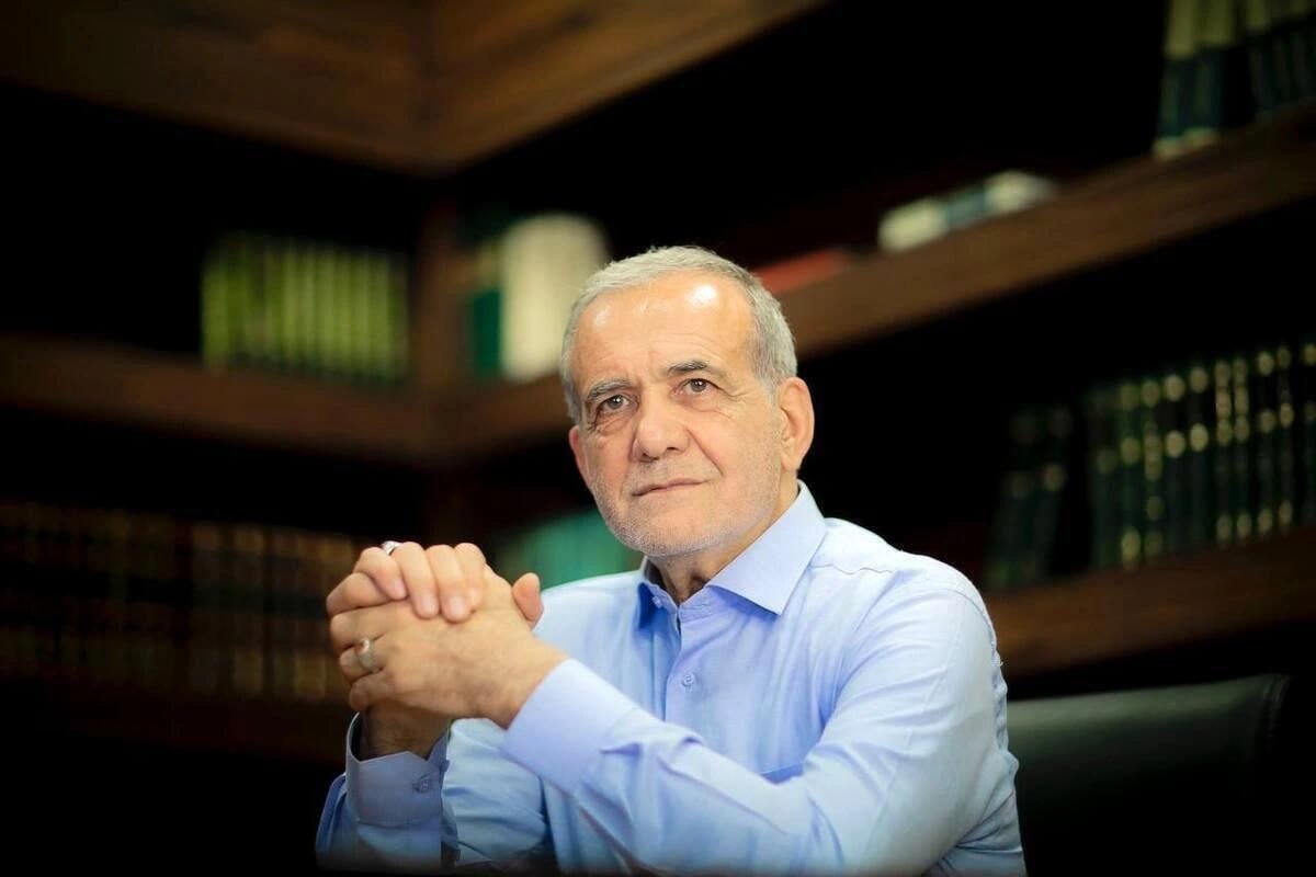 İran prezidenti: &ldquo;Qonşu dövlətlərlə qarşılıqlı əməkdaşlığı möhkəmləndirməliyik"