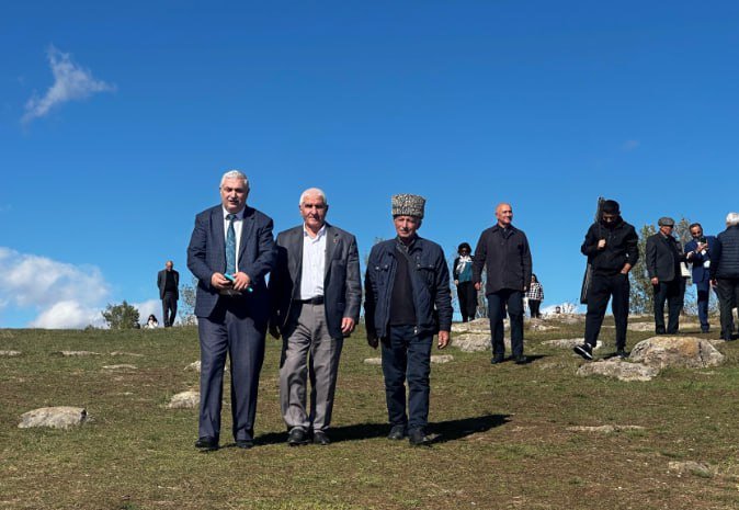 Gürcüstanlı səyahətçilərin daha bir qrupu Şuşaya gəldi - FOTO - foto 2