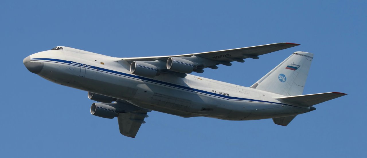 Sudanda ekipajında ruslar olan yük təyyarəsi VURULUB - VİDEO