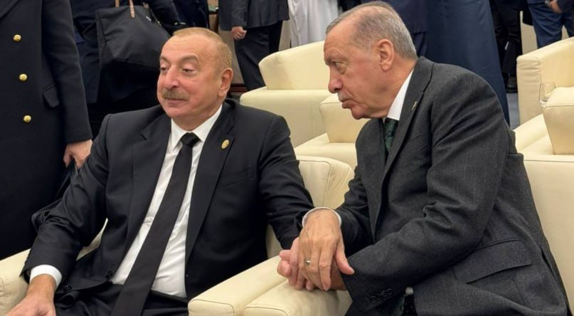 Kazanda İlham Əliyevin Ərdoğanla səmimi dialoqu &ndash; FOTO/VİDEO