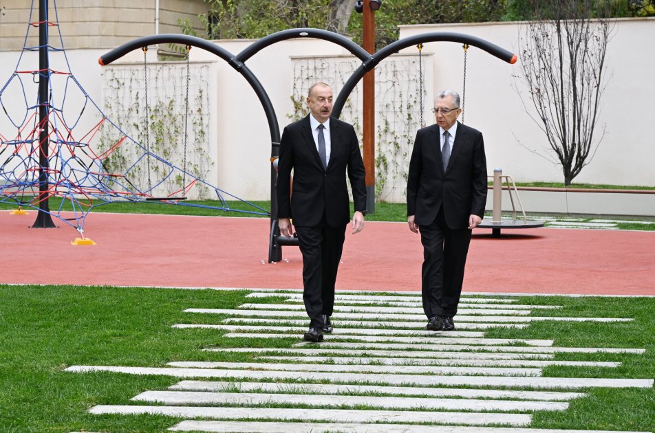 Prezident Bakıda yeni salınan parkda - FOTO/VİDEO - foto 3