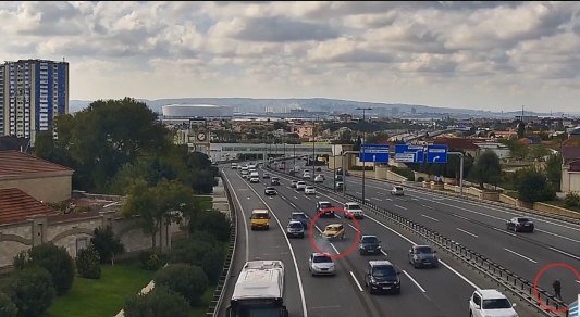 Aeroport şosesində yolu keçən piyada ağır QƏZAYA səbəb oldu &ndash; ANBAAN VİDEO