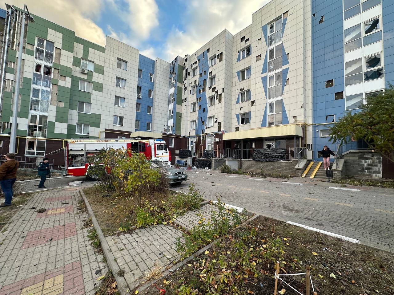 Ukrayna ordusu Belqorodda yaşayış binasına PUA atdı - FOTO/VİDEO - foto 1