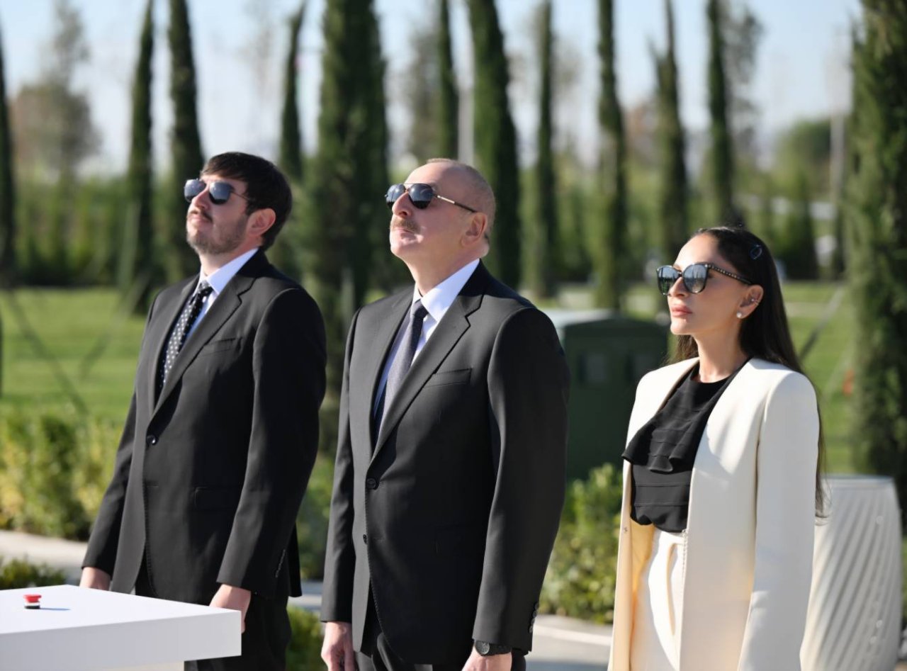 Prezident Bakıda Zəfər parkının açılışında - FOTO/VİDEO - foto 3