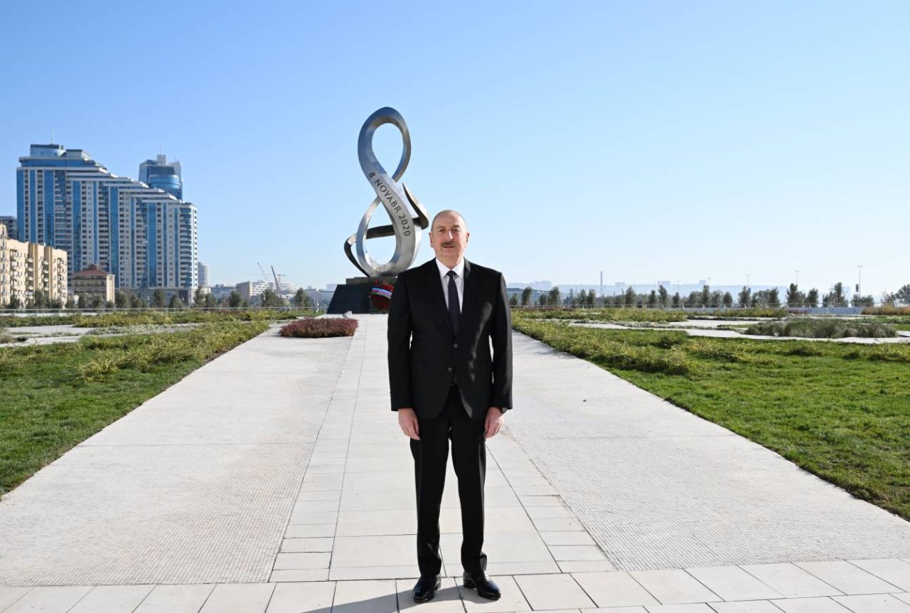 Prezident Bakıda Zəfər parkının açılışında - FOTO/VİDEO - foto 20
