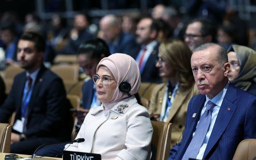 Əminə Ərdoğan İlham Əliyev və Mehriban Əliyevaya TƏŞƏKKÜR ETDİ – FOTO/VİDEO Əminə Ərdoğan İlham Əliyev və Mehriban Əliyevaya TƏŞƏKKÜR ETDİ – FOTO/VİDEO