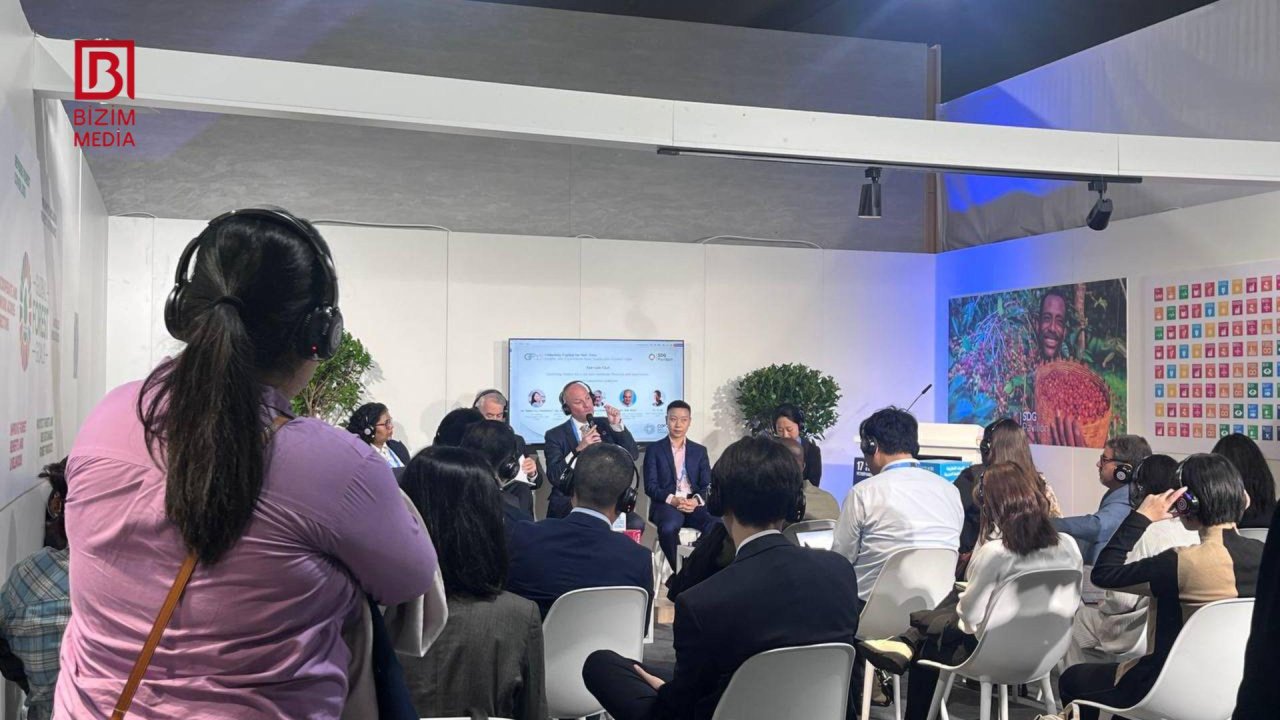 COP29-da iştirak edən ölkələrin pavilyonları - FOTOREPORTAJ - foto 1